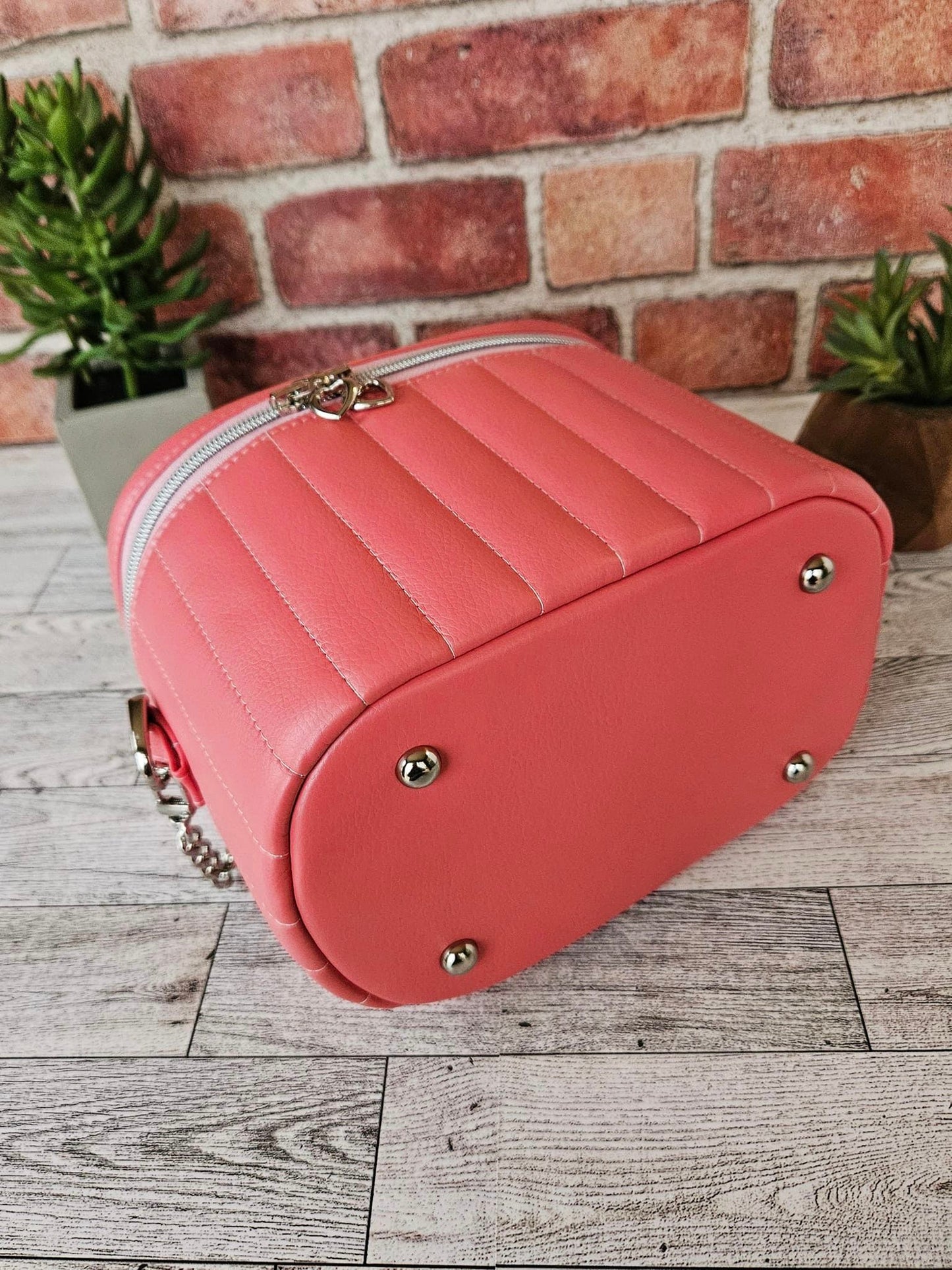Teresita Train Case PDF Pattern