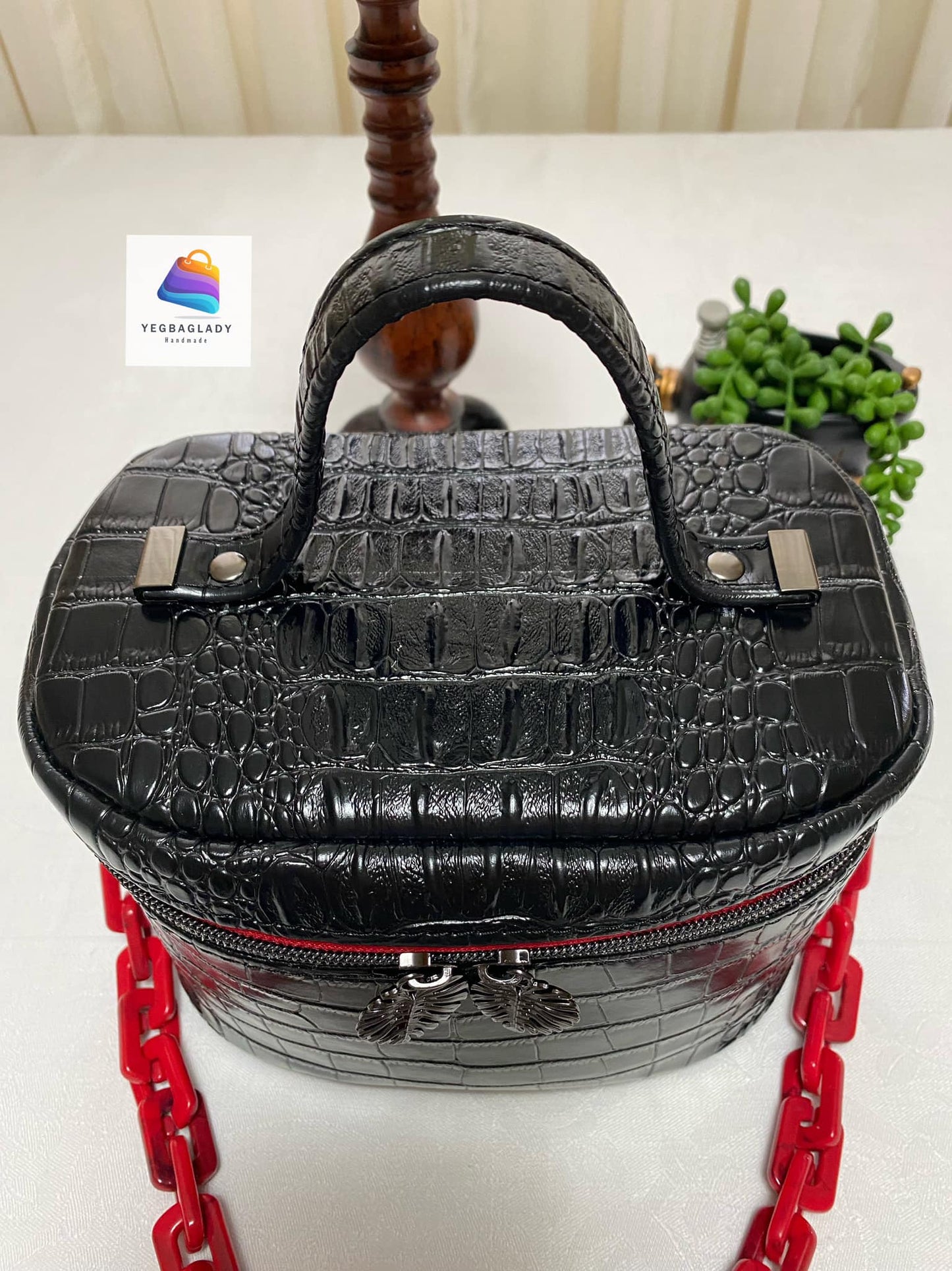 Teresita Train Case PDF Pattern