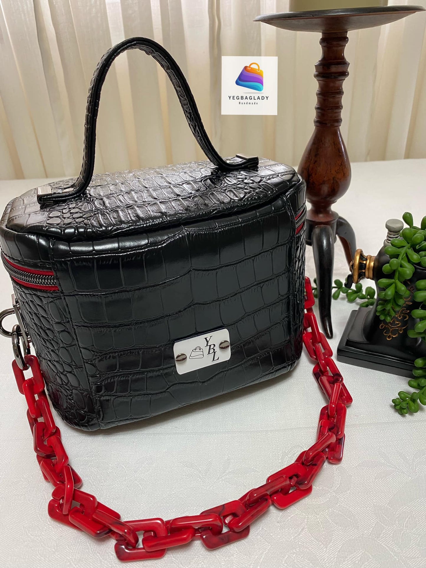 Teresita Train Case PDF Pattern
