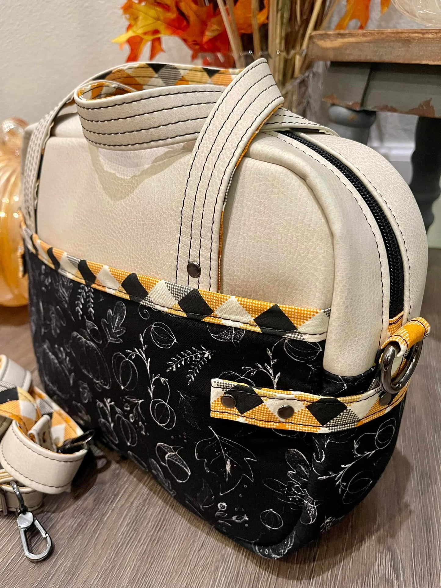 Carlotta Commuter PDF Pattern