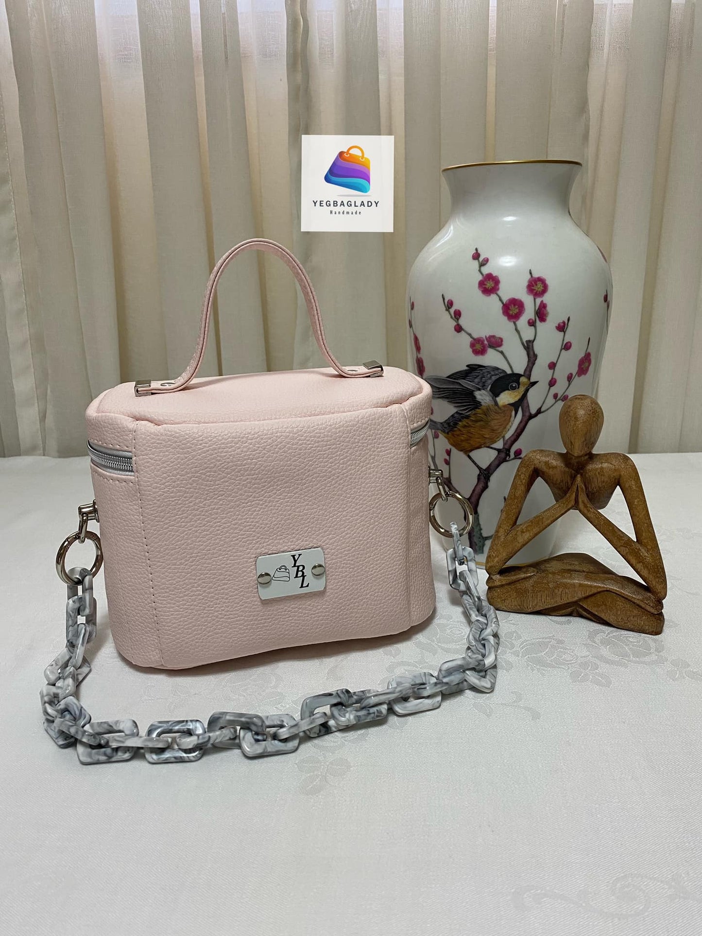 Teresita Train Case PDF Pattern