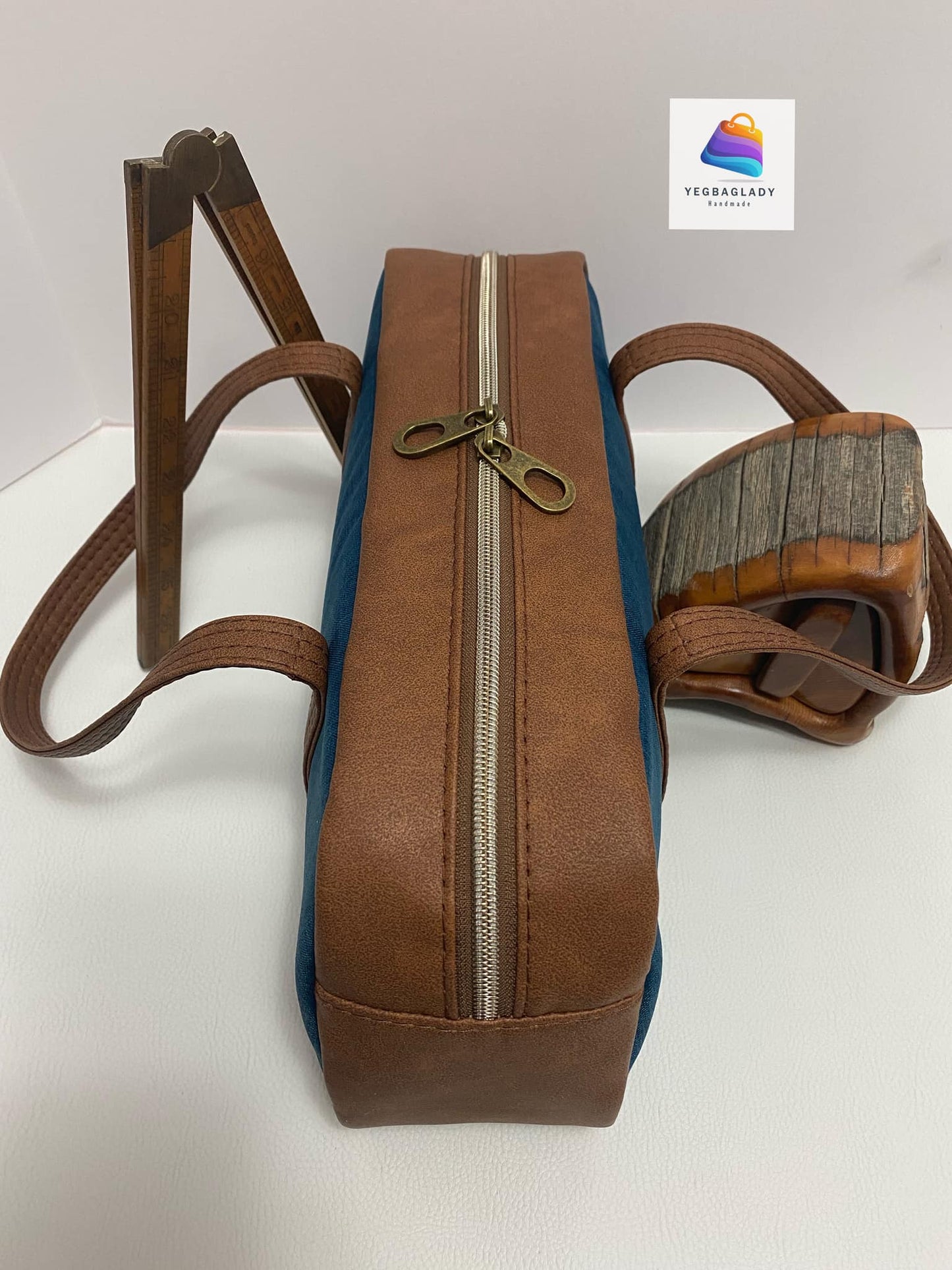 Cassiopeia East West Bag PDF Pattern