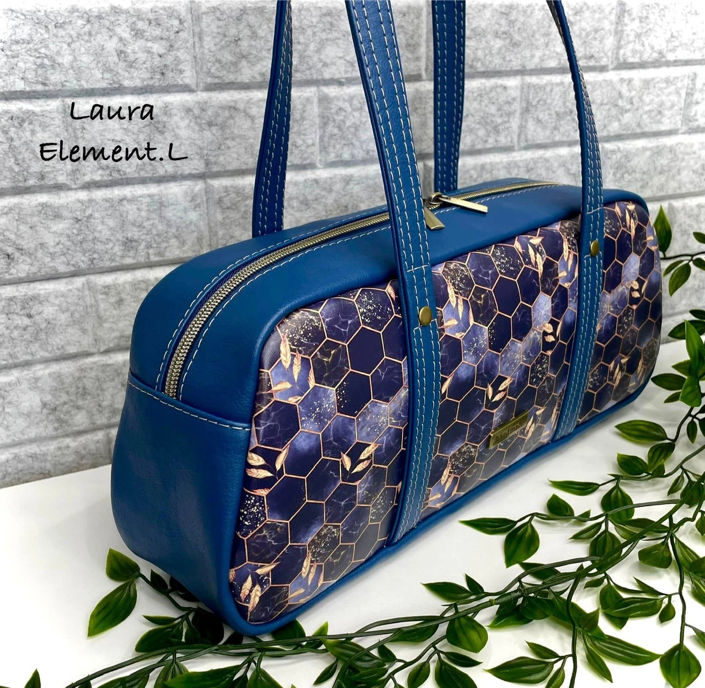 Cassiopeia East West Bag PDF Pattern