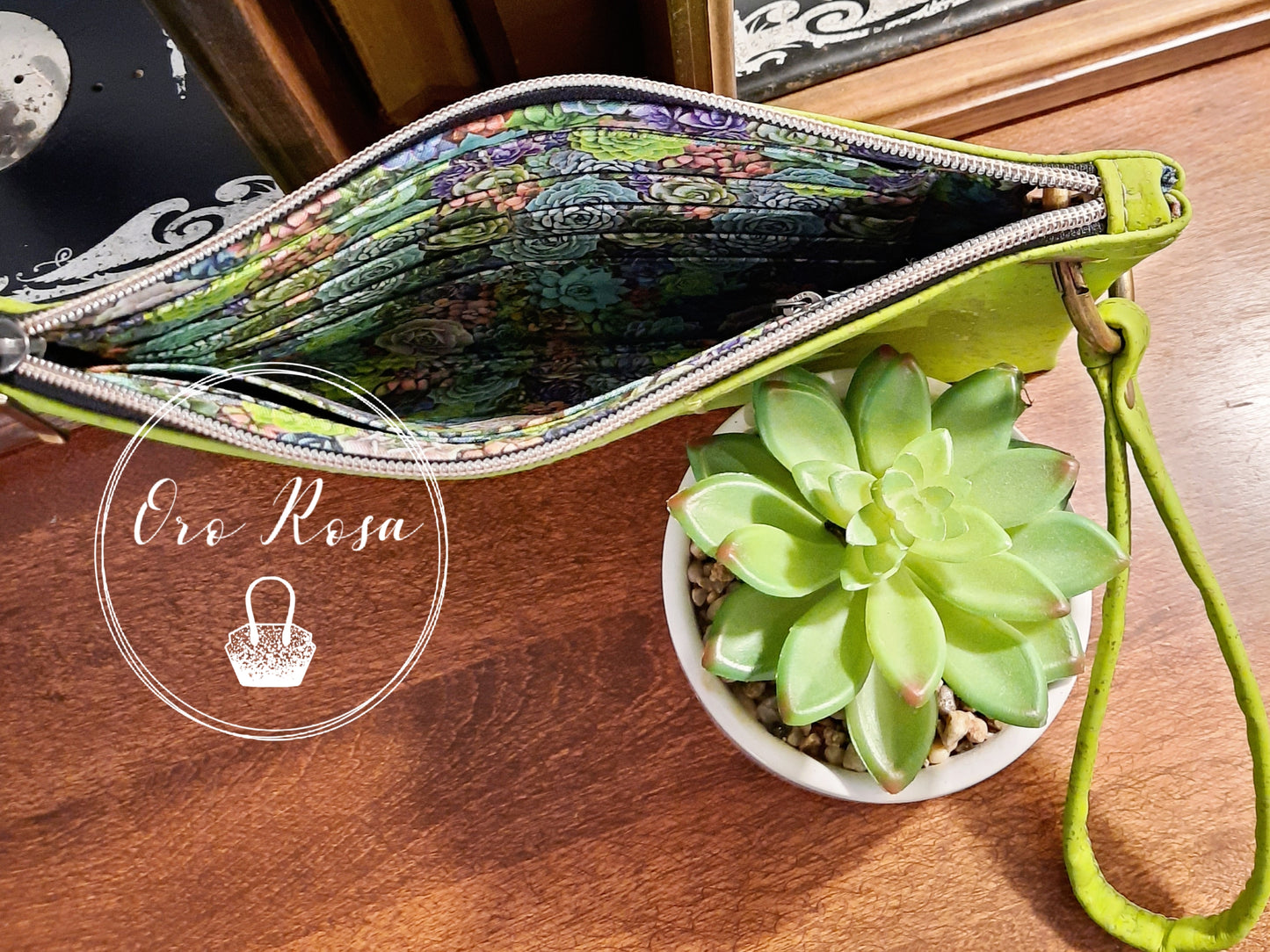 FREE Shazzy Wristlet 2.0 PDF Pattern