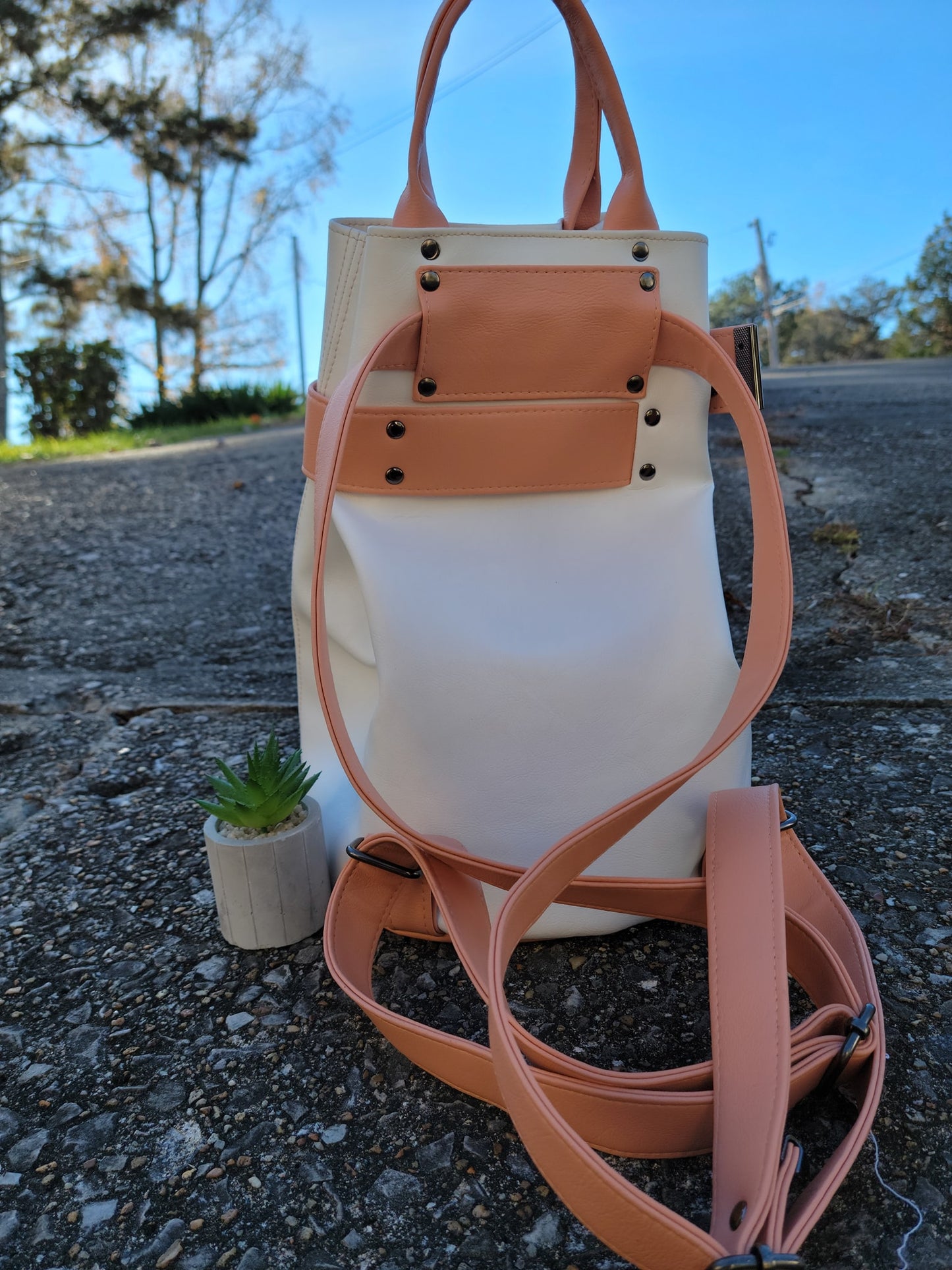 Arianne Bucket Backpack PDF Pattern