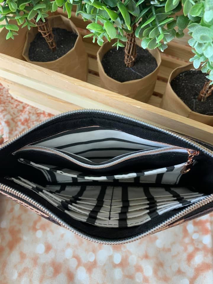 FREE Shazzy Wristlet 2.0 PDF Pattern