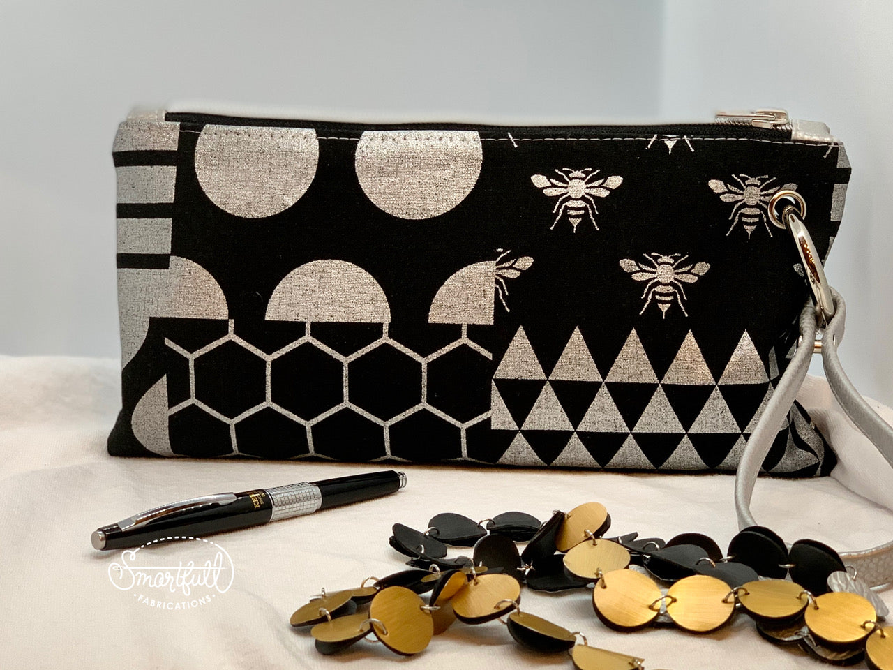 FREE Shazzy Wristlet 2.0 PDF Pattern
