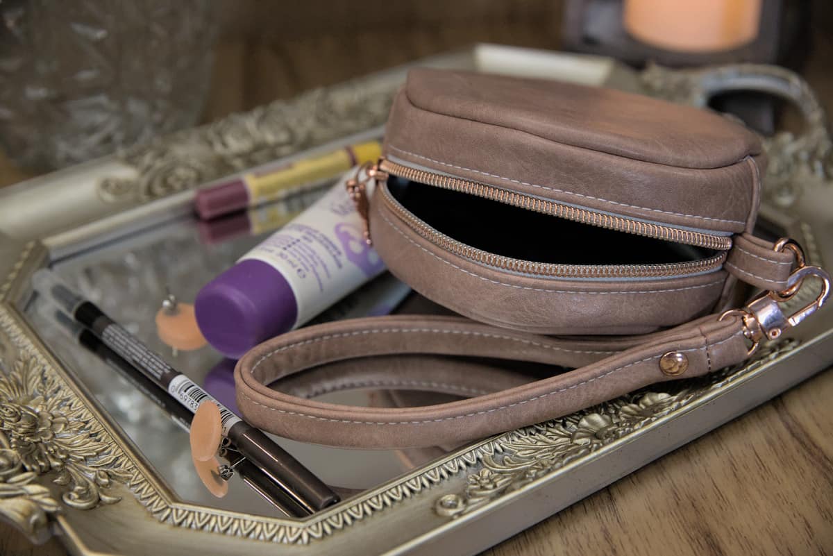 Mini Magda Wristlet PDF Pattern