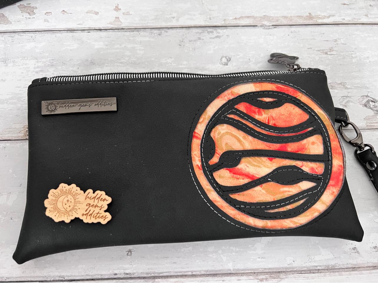 FREE Shazzy Wristlet 2.0 PDF Pattern