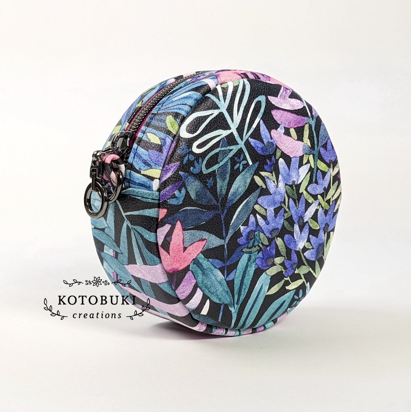 Mini Magda Wristlet PDF Pattern