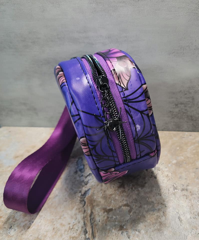 Mini Magda Wristlet PDF Pattern