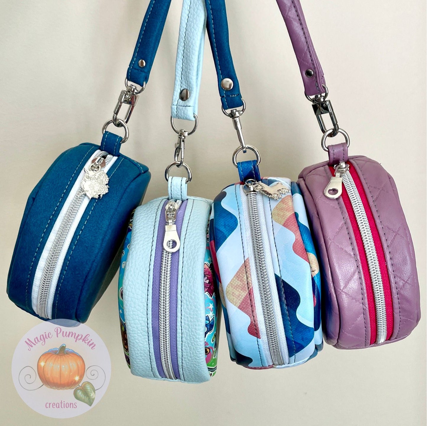 Mini Magda Wristlet PDF Pattern