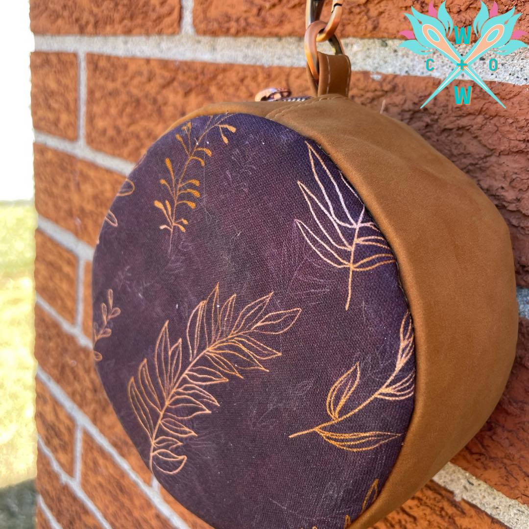 Mini Magda Wristlet PDF Pattern