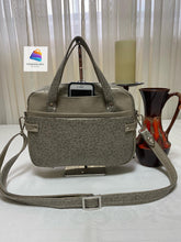 Load image into Gallery viewer, Carlotta Commuter PDF Pattern
