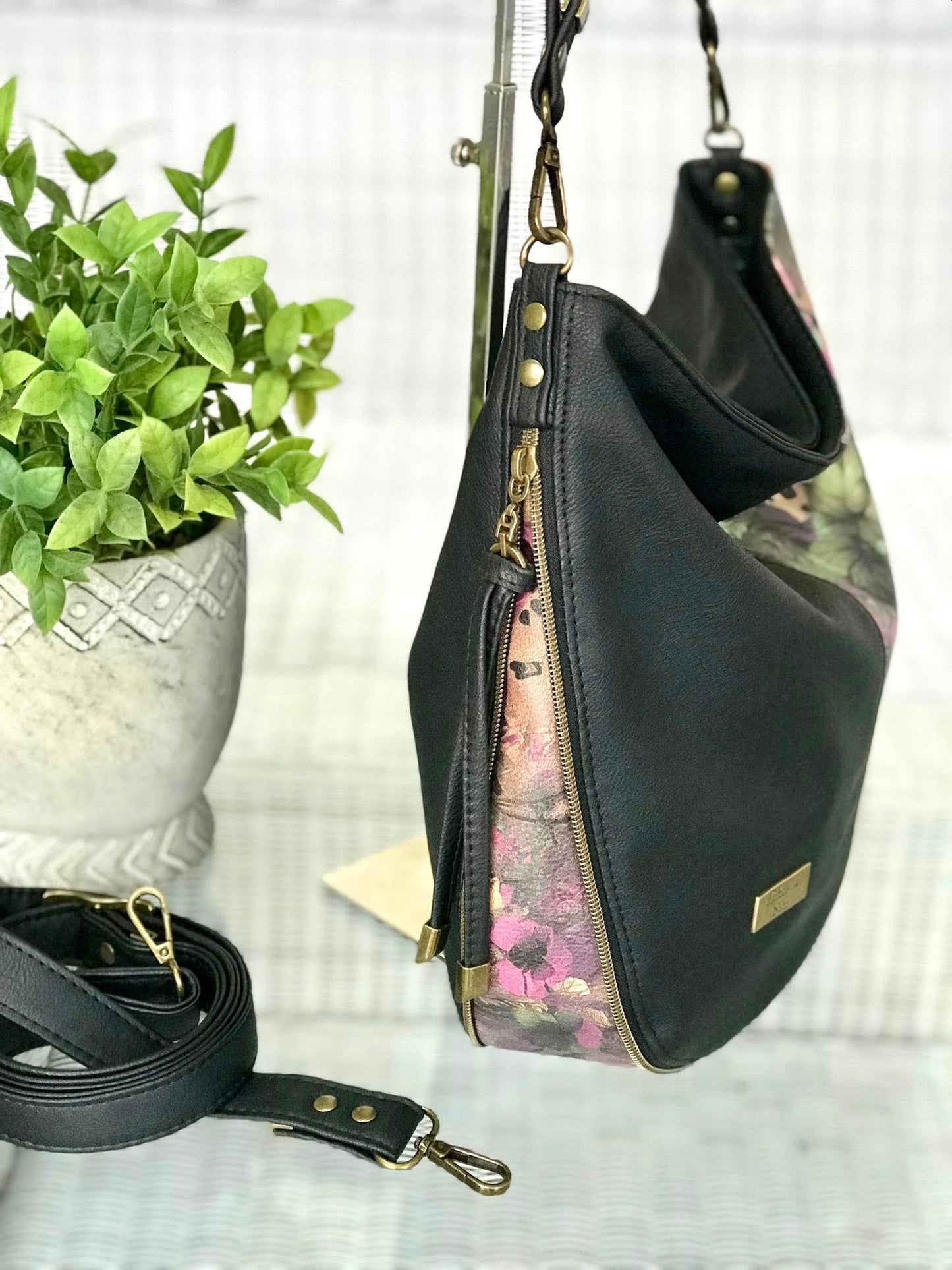 Elise Expandable Slouch PDF Pattern