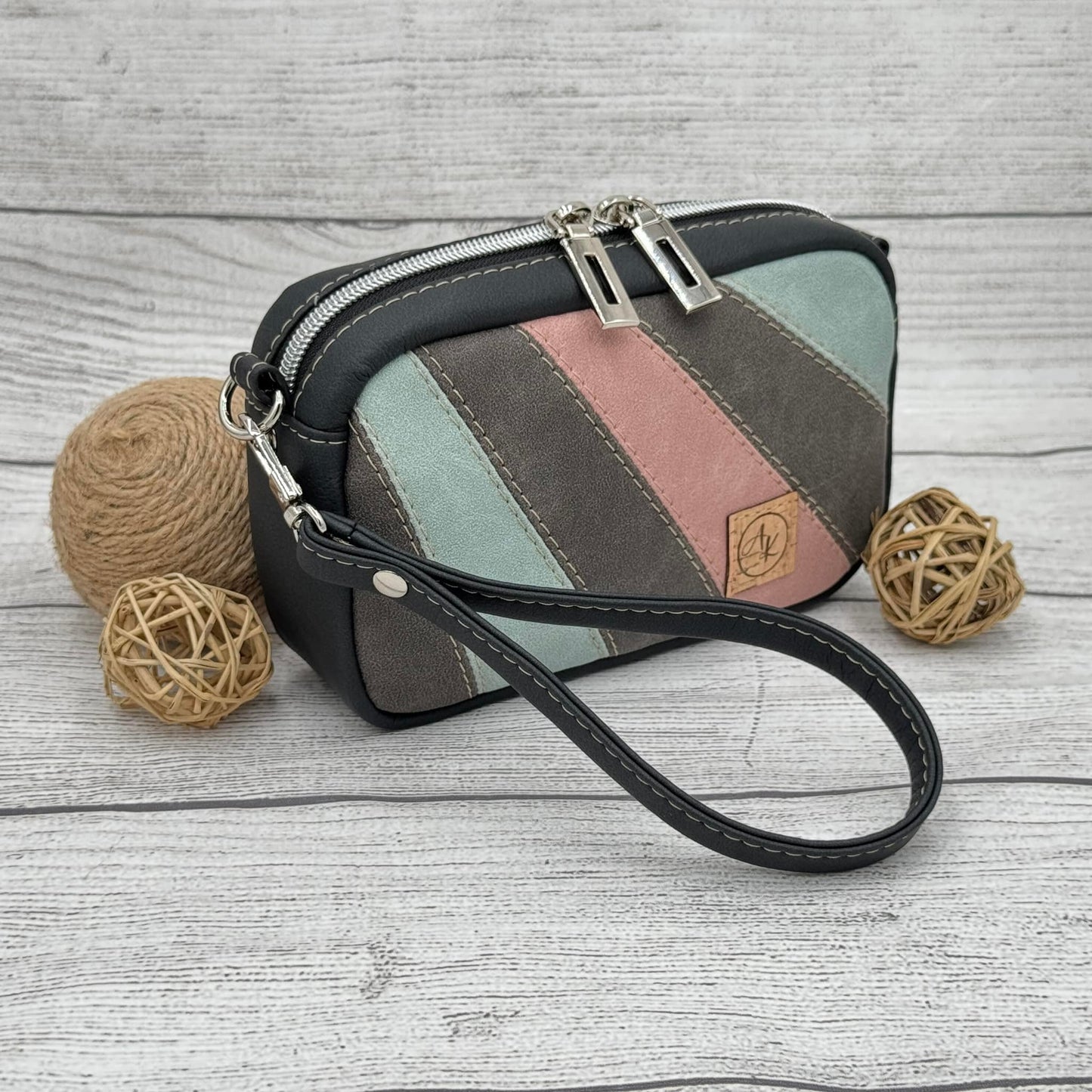 Tiny Cata Cross-Body PDF Pattern