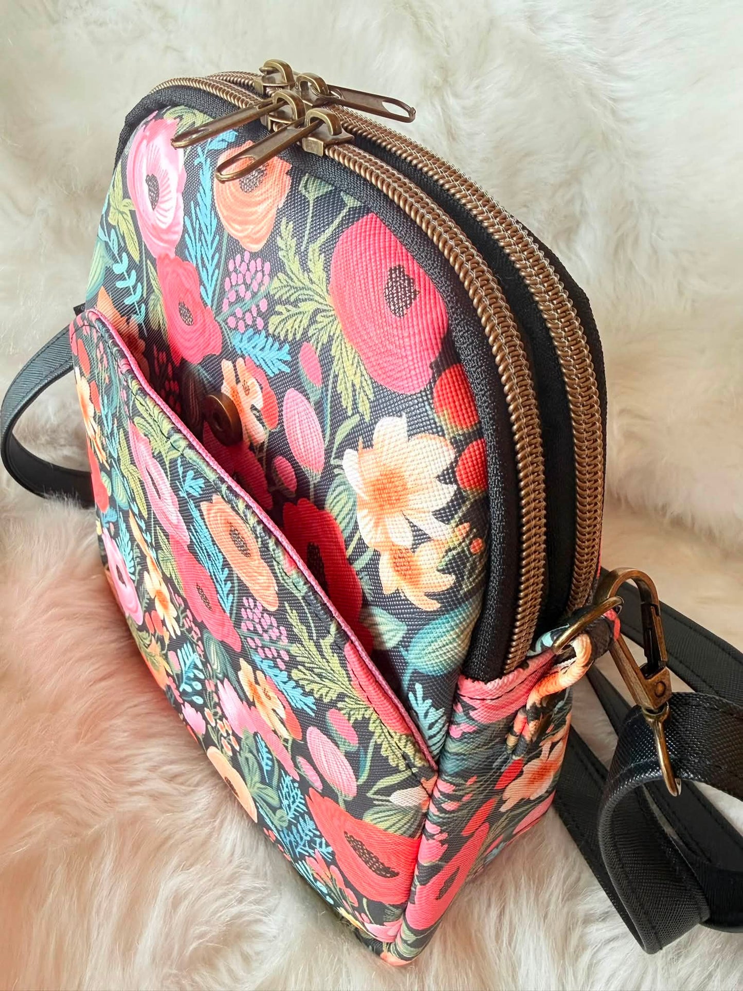 Delilah Dual-Compartment Cross-Body PDF Pattern