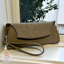 Load image into Gallery viewer, Date Night Deana Clutch Wallet PDF Pattern

