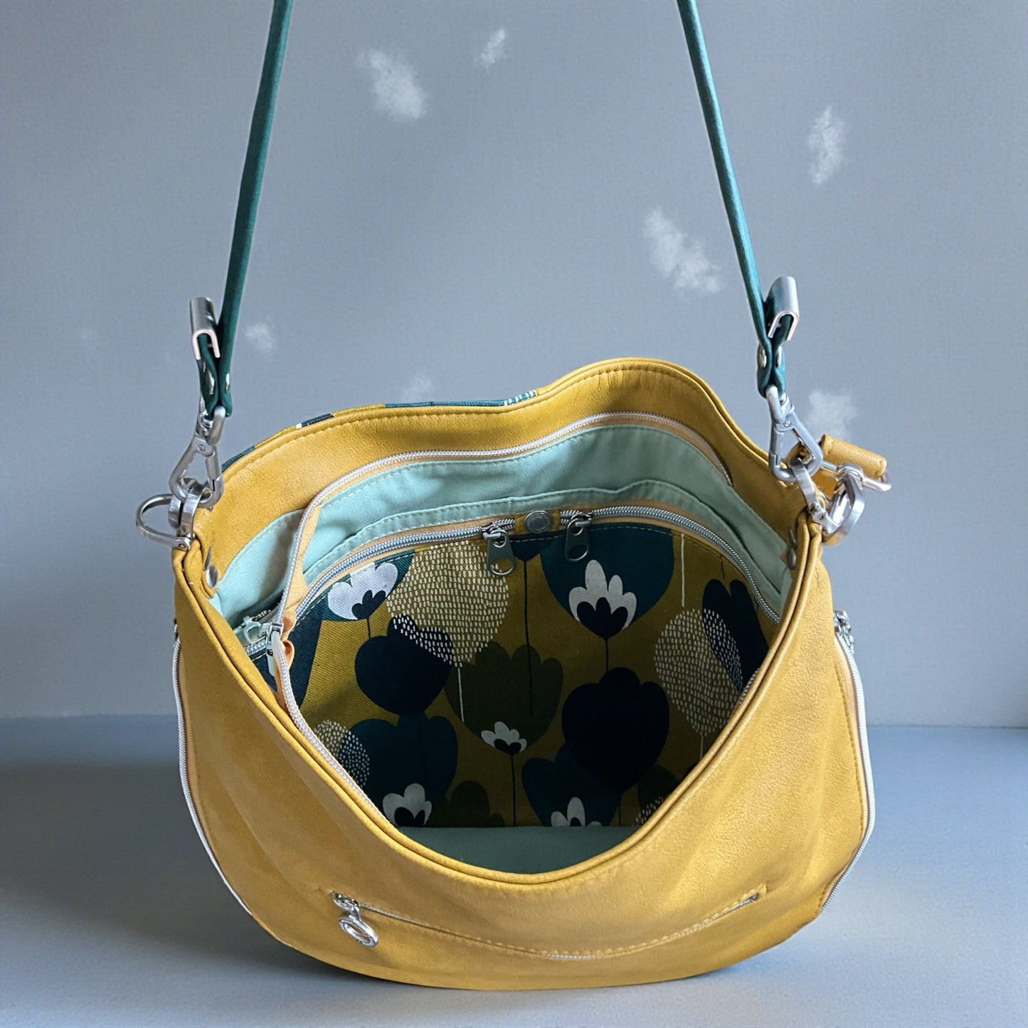 Elise Expandable Slouch PDF Pattern