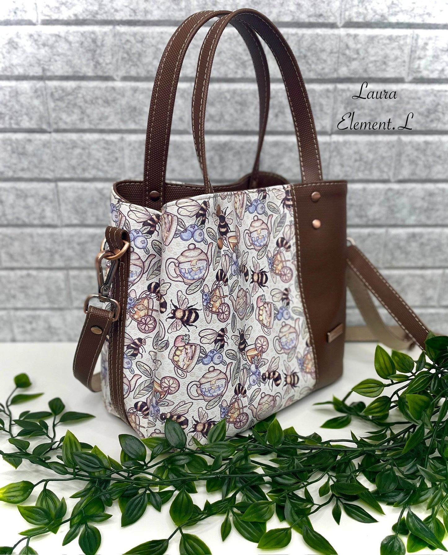 Soraya Divider Handbag PDF Pattern
