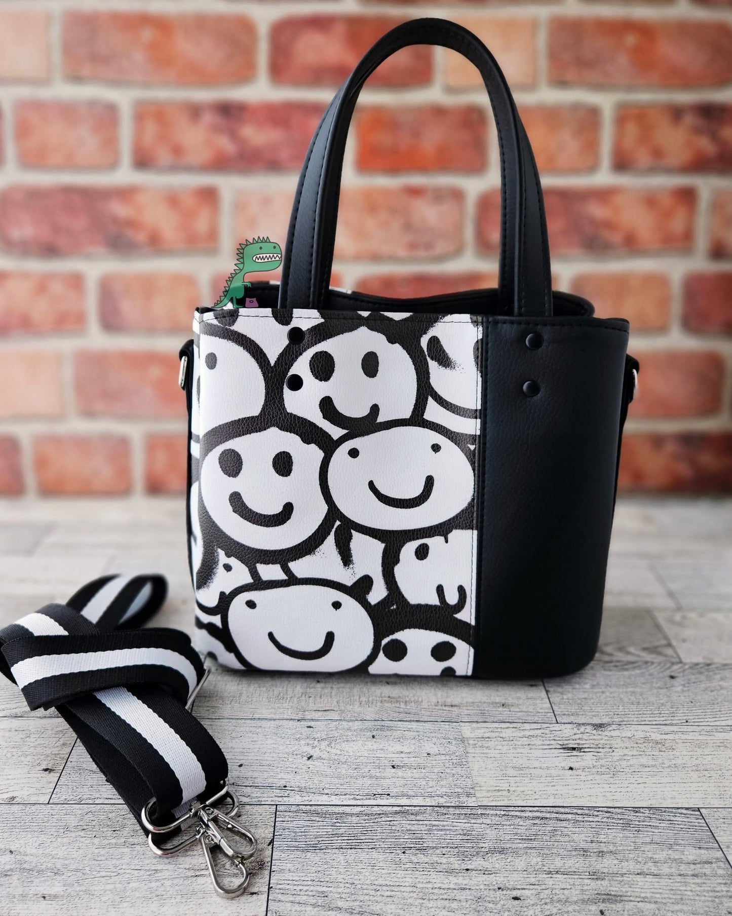 Soraya Divider Handbag PDF Pattern