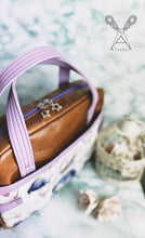Load image into Gallery viewer, Carlotta Commuter PDF Pattern

