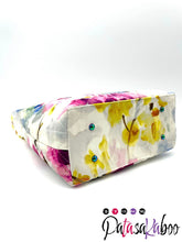 Load image into Gallery viewer, Quilted Alice Shoulder Bag PDF Pattern
