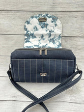 Load image into Gallery viewer, Quilted Hortensia Barrel Bag PDF Pattern
