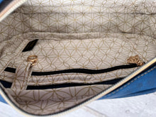 Load image into Gallery viewer, Catalina Cross-Body Sling PDF Pattern
