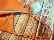 Load image into Gallery viewer, Traudy Triangular Shoulder Bag PDF Pattern
