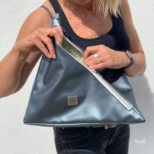 Load image into Gallery viewer, Traudy Triangular Shoulder Bag PDF Pattern
