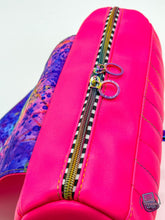 Load image into Gallery viewer, Quilted Hortensia Barrel Bag PDF Pattern
