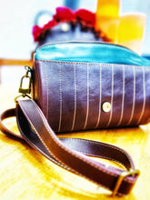 Load image into Gallery viewer, Quilted Hortensia Barrel Bag PDF Pattern
