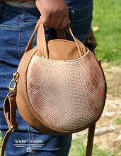 Load image into Gallery viewer, Magdalena Circle Bag PDF Pattern
