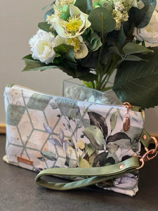 FREE Shazzy Wristlet 2.0 PDF Pattern
