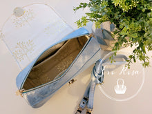 Load image into Gallery viewer, Quilted Hortensia Barrel Bag PDF Pattern
